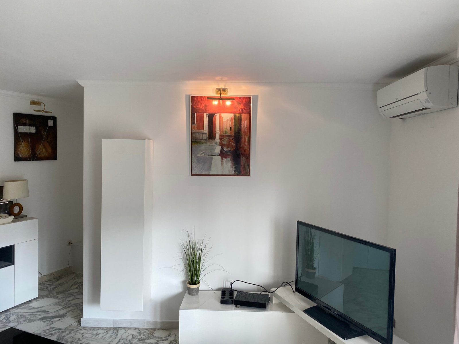 Société D’Électricité Pour Commerces Cannes - Jc Bat Rénovation
